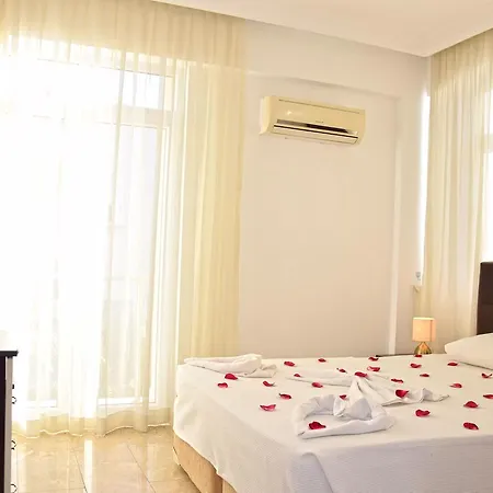 Violet 4 * Ölüdeniz